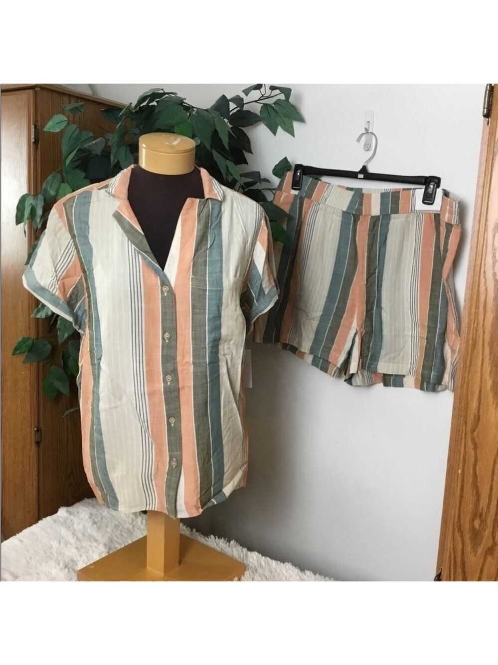 Sonoma 4X multi color stripe drop shoulder camp shirt and short set